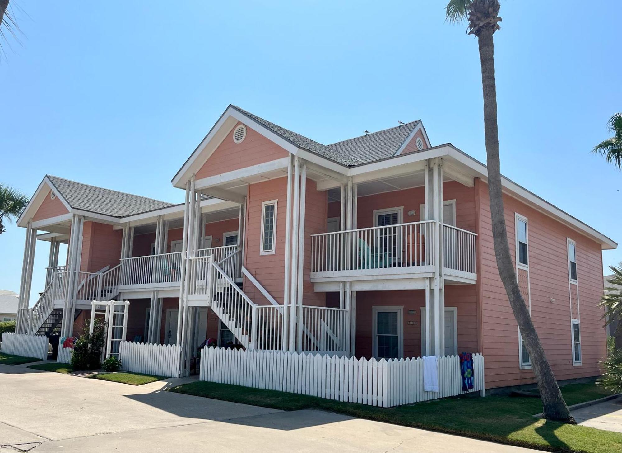 Seashell Village Resort Near The Beach With Kitchens Port Aransas Exterior photo